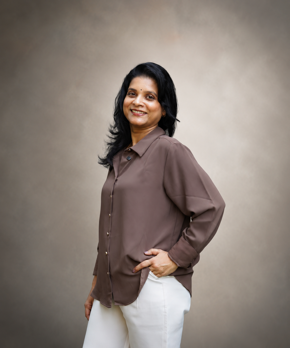Sangeetha, bridal makeup artist, hairstylist and beauty educator